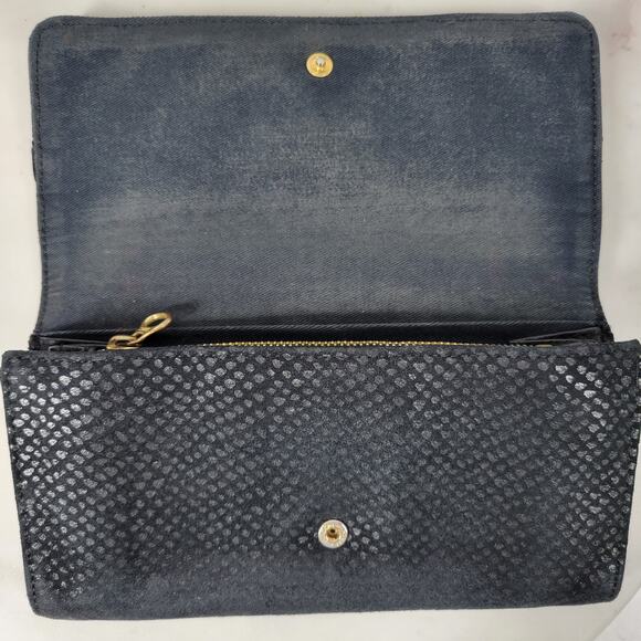 See By Chloe Checkbook Wallet 7.25" Black Soft Embossed Leather Bi-Fold Clutch - Picture 4 of 16
